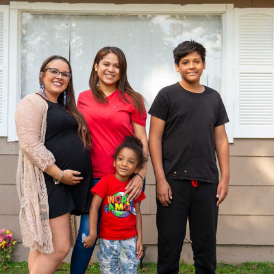 At 17, Gloria overcomes tragedy with the help of Youth Villages’ Intercept