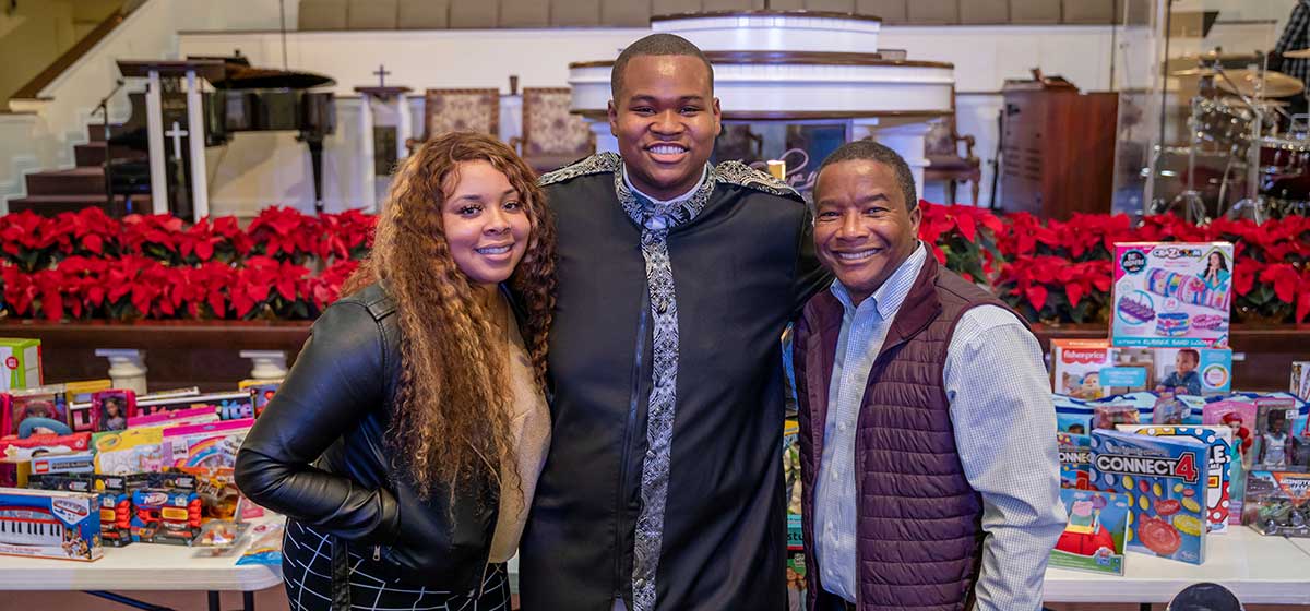 Mt_Olive_Church_Holiday_Heroes_Toy_Drive_2022_14 Youth Villages staff with Cameron at Mt. Olive Church toy drive