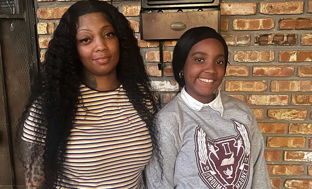 Alonzjanae_Louisiana_Intercept_01 Intercept participant, Alonzjanae and her mother