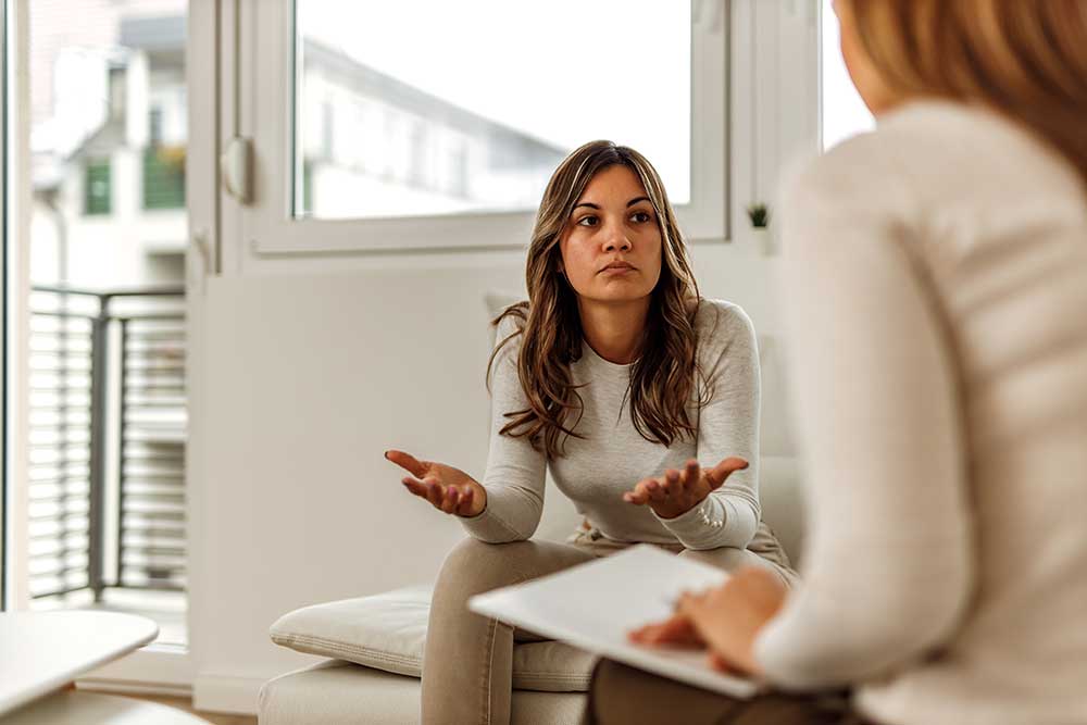 client-speaking-with-doctor client speaking with doctor